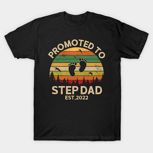 Promoted To Step-Dad Est 2022 Pregnancy Announcement Vintage T-Shirt by Michelin